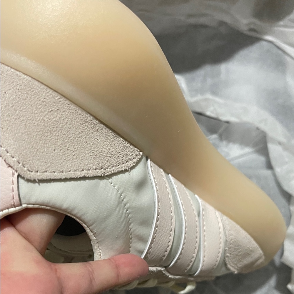 NWT Adidas Women's Sportswear Shoes Barreda Decode Sneakers Size 8 - Picture 14 of 15